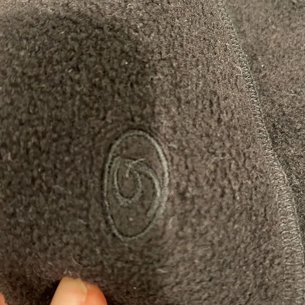 Men’s Black Scarf